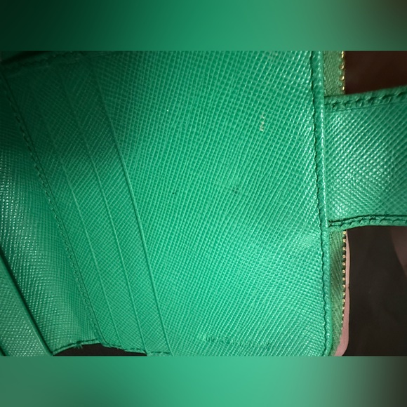 PRADA COMPACT WALLET - Picture 11 of 12